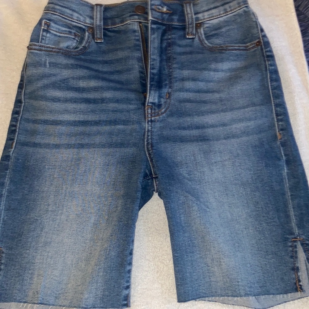 Fashion Nova Everything’s Good Super Stretch Denim Bermudas